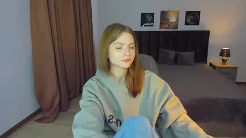 Snapshot of mollydangerous chatting on December 2024 07:51:01 AM Taisha online show from December 2024 07:51:01 AM