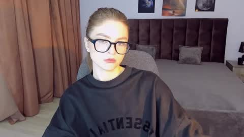 Snapshot of mollydangerous chatting on January 2025 11:33:02 AM Taisha online show from January 2025 11:33:02 AM