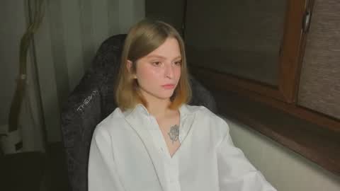 Snapshot of mollydangerous chatting on October 2025 04:08:01 PM Taisha online show from October 2025 04:08:01 PM