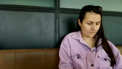 Molly online show from April 2026 06:31:02 AM