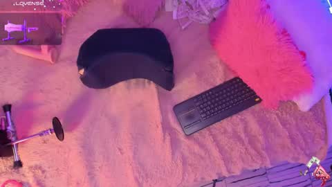 New girl Emily Valentina  Michelle online show from November 2025 04:23:01 PM