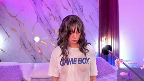 Snapshot of mollylewis18 chatting on May 2026 08:39:01 PM New girl Emily Valentina Michelle online show from May 2026 08:39:01 PM