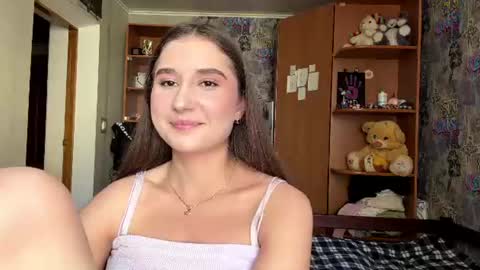 Snapshot of mollyqueen18 chatting on July 2026 08:07:02 AM Molly online show from July 2026 08:07:02 AM