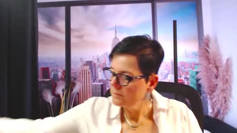 MollySun Nina Randmann online show from October 2025 06:37:01 PM