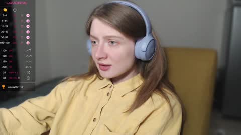 mollytucker online show from December 2024 01:58:01 PM