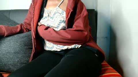 Snapshot of mollyxxxarial chatting on June 2026 09:14:01 AM Molly online show from June 2026 09:14:01 AM
