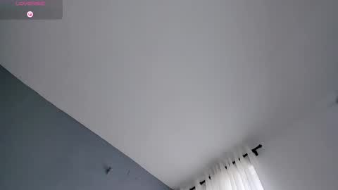 Molly online show from September 2025 03:50:02 PM