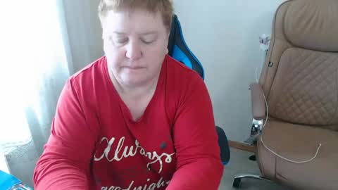 Snapshot of mommy99x chatting on April 2026 08:45:01 AM Mommy99X online show from April 2026 08:45:01 AM