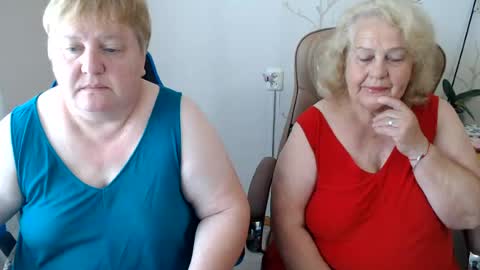Snapshot of mommy99x chatting on July 2026 07:11:02 AM Mommy99X online show from July 2026 07:11:02 AM