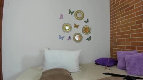 Maja online show from December 2024 03:05:01 PM