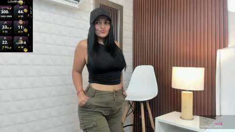 Snapshot of mommy_naughty_ chatting on May 2026 11:18:01 AM Letty Smith online show from May 2026 11:18:01 AM