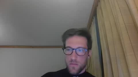 Snapshot of moms_little_monster chatting on November 2025 09:47:01 PM moms_little_monster online show from November 2025 09:47:01 PM