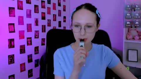 Mona  online show from July 2026 07:39:01 PM