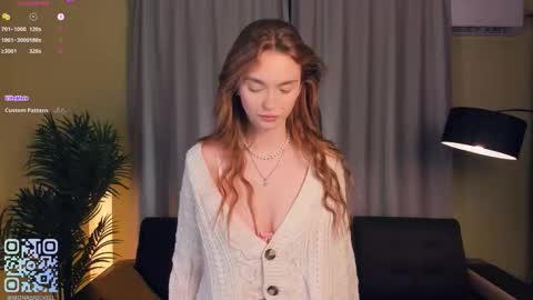 Mona online show from September 2025 05:05:02 PM