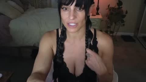 Snapshot of monalisa169 chatting on July 2026 06:32:01 PM Mona online show from July 2026 06:32:01 PM