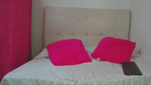 Monica online show from February 2025 07:52:01 PM