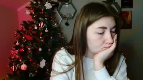 Snapshot of monica_sweets chatting on November 2025 07:38:02 AM sweet girl and shine body online show from November 2025 07:38:02 AM