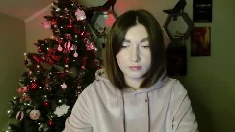 Snapshot of monica_sweets chatting on November 2025 08:14:01 AM sweet girl and shine body online show from November 2025 08:14:01 AM