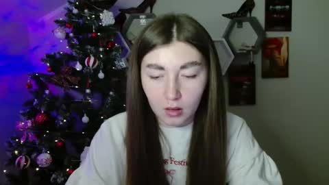 Snapshot of monica_sweets chatting on November 2025 07:29:01 AM sweet girl and shine body online show from November 2025 07:29:01 AM