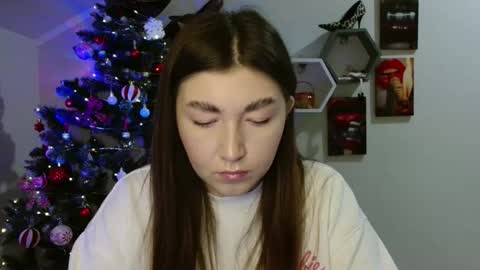 Snapshot of monica_sweets chatting on November 2025 10:05:01 AM sweet girl and shine body online show from November 2025 10:05:01 AM