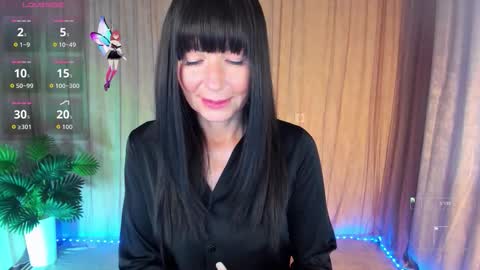 Monica online show from October 2025 11:27:01 AM