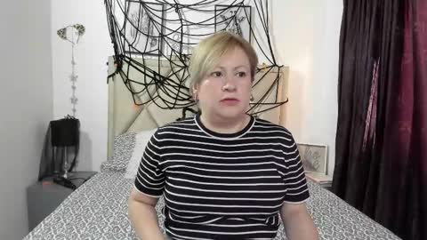 Mony online show from October 2025 12:26:01 PM