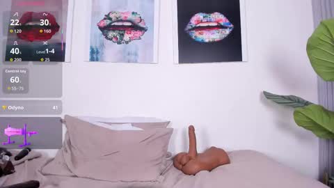 I am Monika online show from November 2025 08:55:01 PM