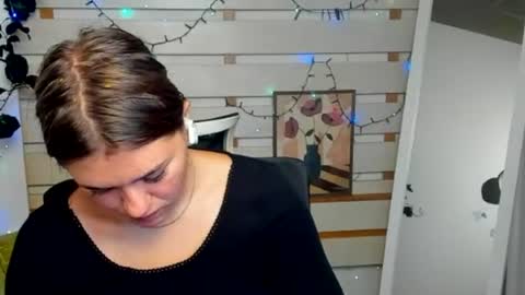 Monika online show from June 2026 01:15:01 PM