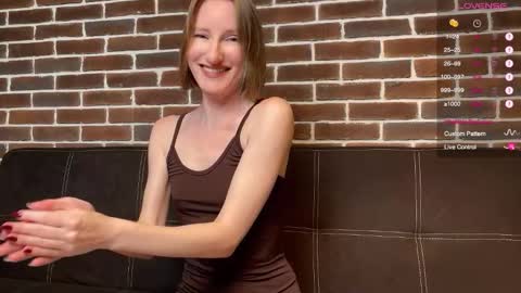 MonikaBos online show from October 2025 09:22:01 PM