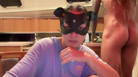 Monk and Mia online show from October 2025 04:26:01 AM