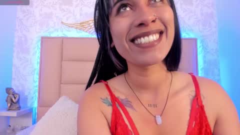 Snapshot of monserrat_towers chatting on October 2025 12:46:01 PM Adriana online show from October 2025 12:46:01 PM