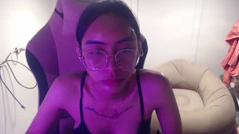 Snapshot of monstercockselfsuck chatting on January 2025 06:02:01 PM ELYSE A SIMPLE GIRL online show from January 2025 06:02:01 PM