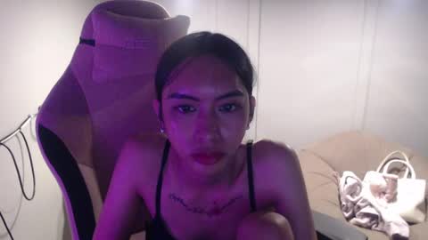 Snapshot of monstercockselfsuck chatting on February 2025 09:21:02 AM ELYSE A SIMPLE GIRL online show from February 2025 09:21:02 AM