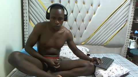 Snapshot of monstrous_cock1 chatting on April 2026 06:59:02 PM monstrous_cock1 online show from April 2026 06:59:02 PM