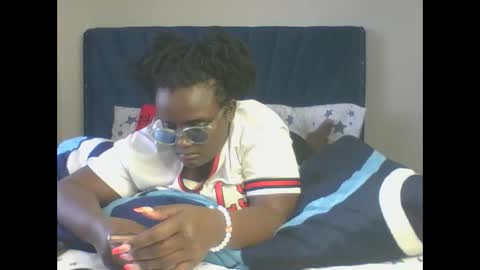 Snapshot of montel22 chatting on December 2024 07:17:02 AM montel22 online show from December 2024 07:17:02 AM