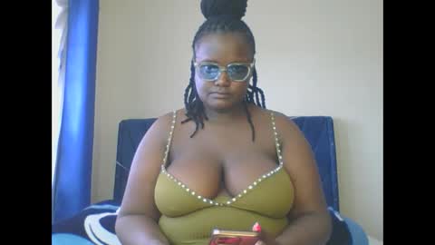 Snapshot of montel22 chatting on December 2024 07:33:02 AM montel22 online show from December 2024 07:33:02 AM