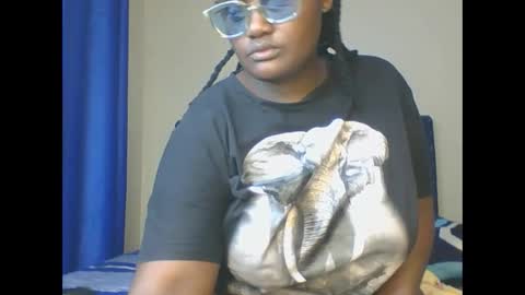 Snapshot of montel22 chatting on February 2025 04:05:01 AM montel22 online show from February 2025 04:05:01 AM
