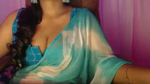 Maya online show from October 2025 11:30:02 AM