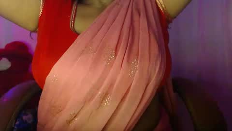 Maya online show from October 2025 12:17:01 PM