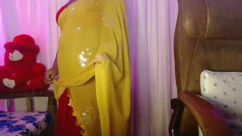 Maya online show from October 2025 11:44:02 AM