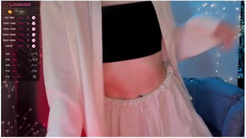 Roxy online show from December 2024 10:25:01 PM