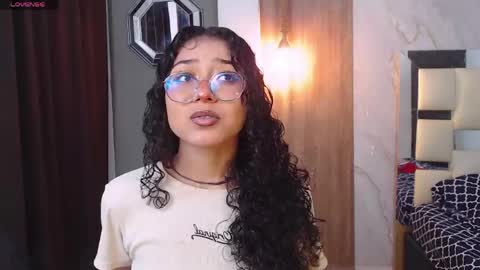 moon_and_fire_ online show from April 2026 06:08:01 AM