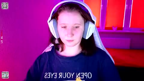 Lola online show from February 2026 09:01:02 AM