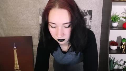 Diana online show from October 2025 09:57:01 PM