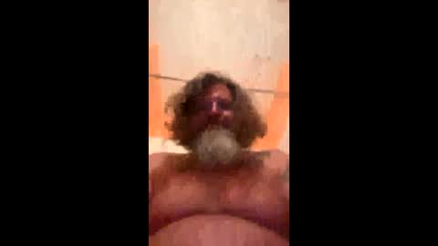 Snapshot of moon_man5 chatting on December 2024 04:31:02 AM Mitchell online show from December 2024 04:31:02 AM