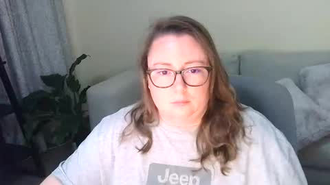 Moon Petal online show from September 2025 03:11:02 AM