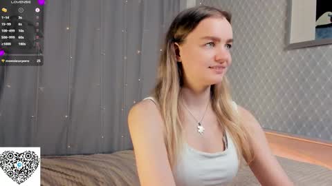 moon_puzzles online show from December 2025 08:14:01 PM