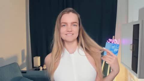 moon_puzzles online show from January 2026 08:13:02 PM