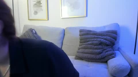 Moon  online show from April 2026 03:40:02 AM