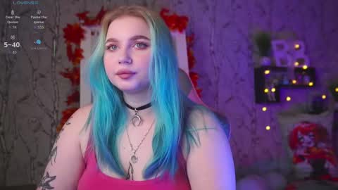 Emilia online show from September 2025 08:48:02 AM